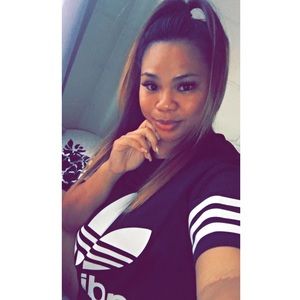 Meet your Posher, Crystal